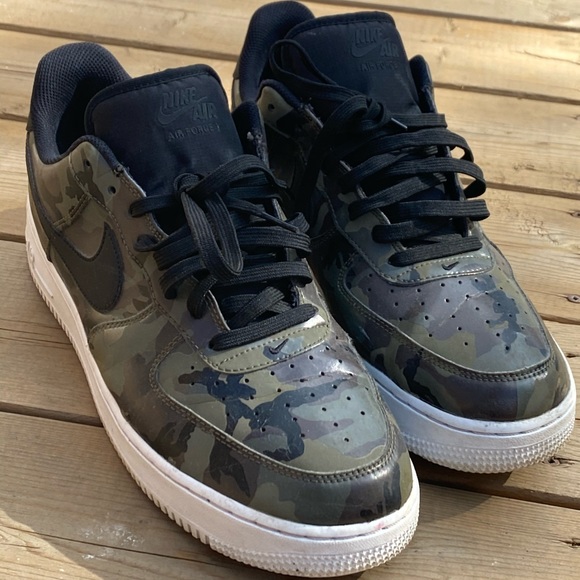 ❌SOLD❌ Men’s Air Force 1’s - Picture 2 of 3